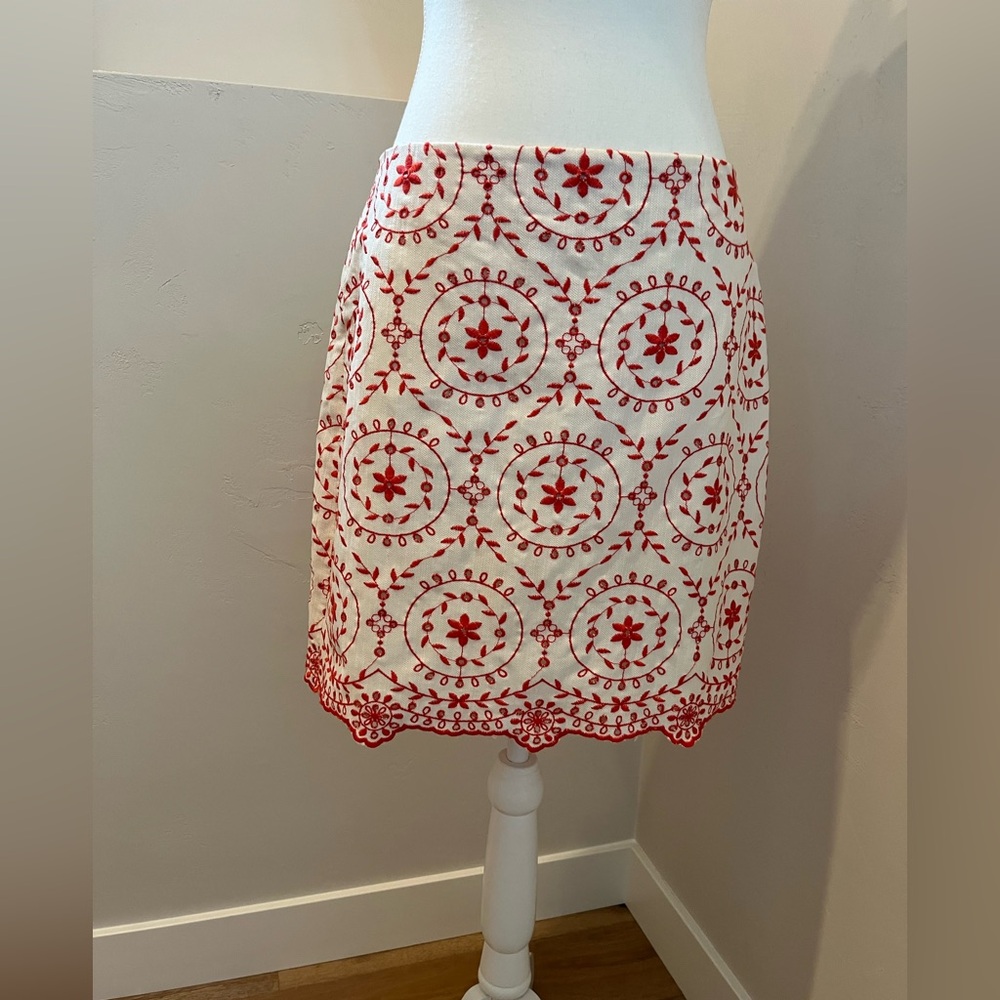 LOFT Embroidered Pencil Skirt